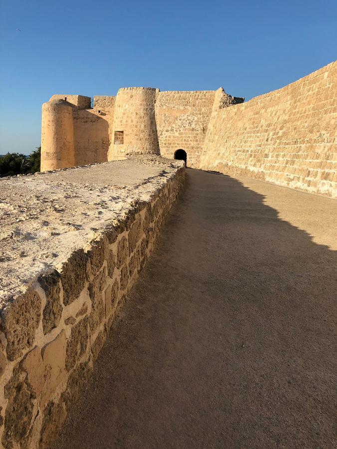 Fraser Suites Seef Bahrain Manamah Buitenkant foto The rampart