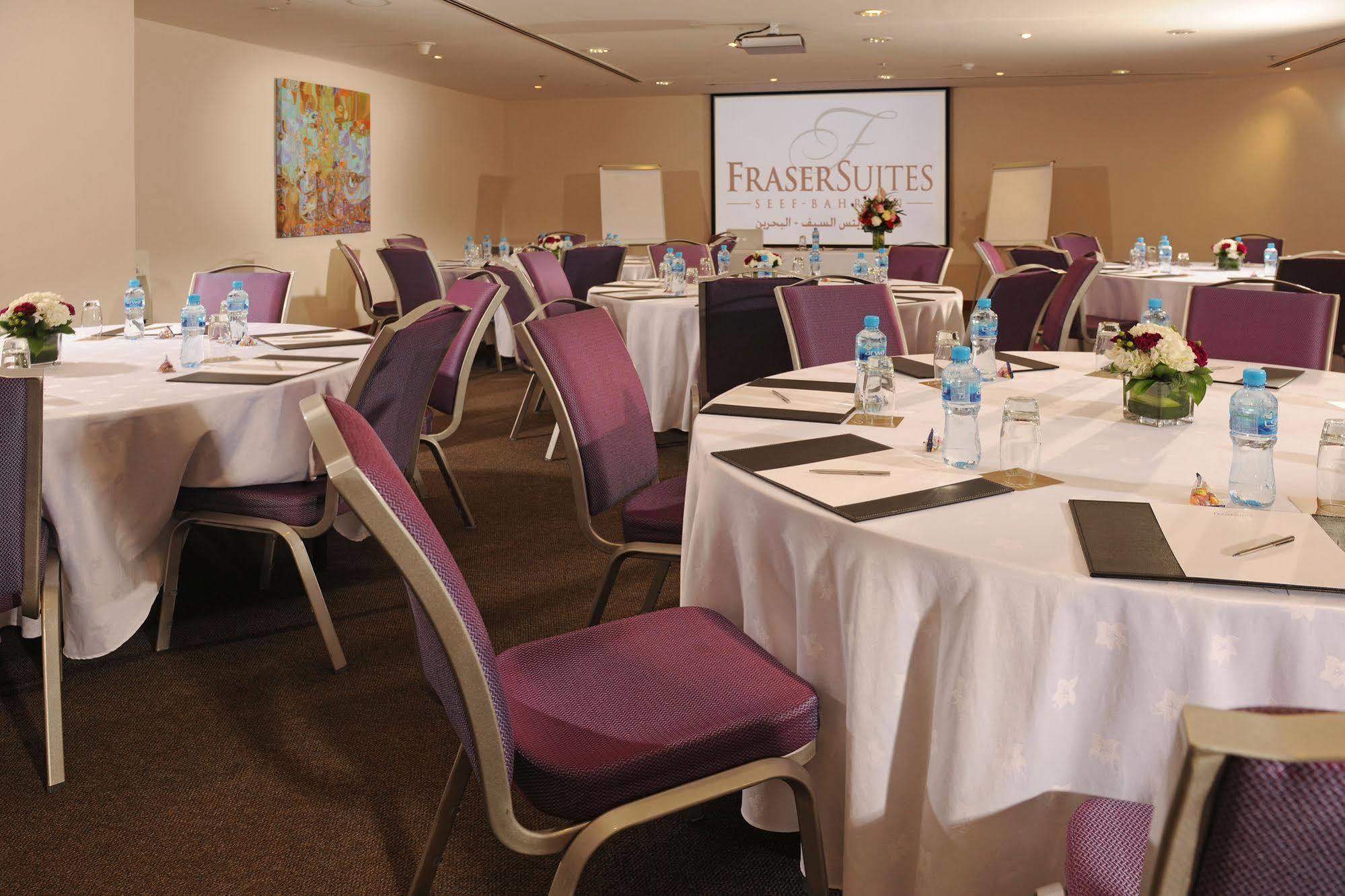 Fraser Suites Seef Bahrain Manamah Buitenkant foto Meeting room at Fraser Suites