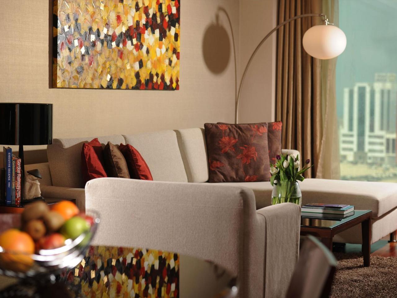 Fraser Suites Seef Bahrain Manamah Buitenkant foto A living room